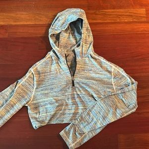 Men’s size M lulu lemon long sleeve quarter zip.